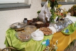 Stół ze swoiskim jadłem - miniatura z galerii zdjęć (otwórz zdjęcie w powiększonej wersji)